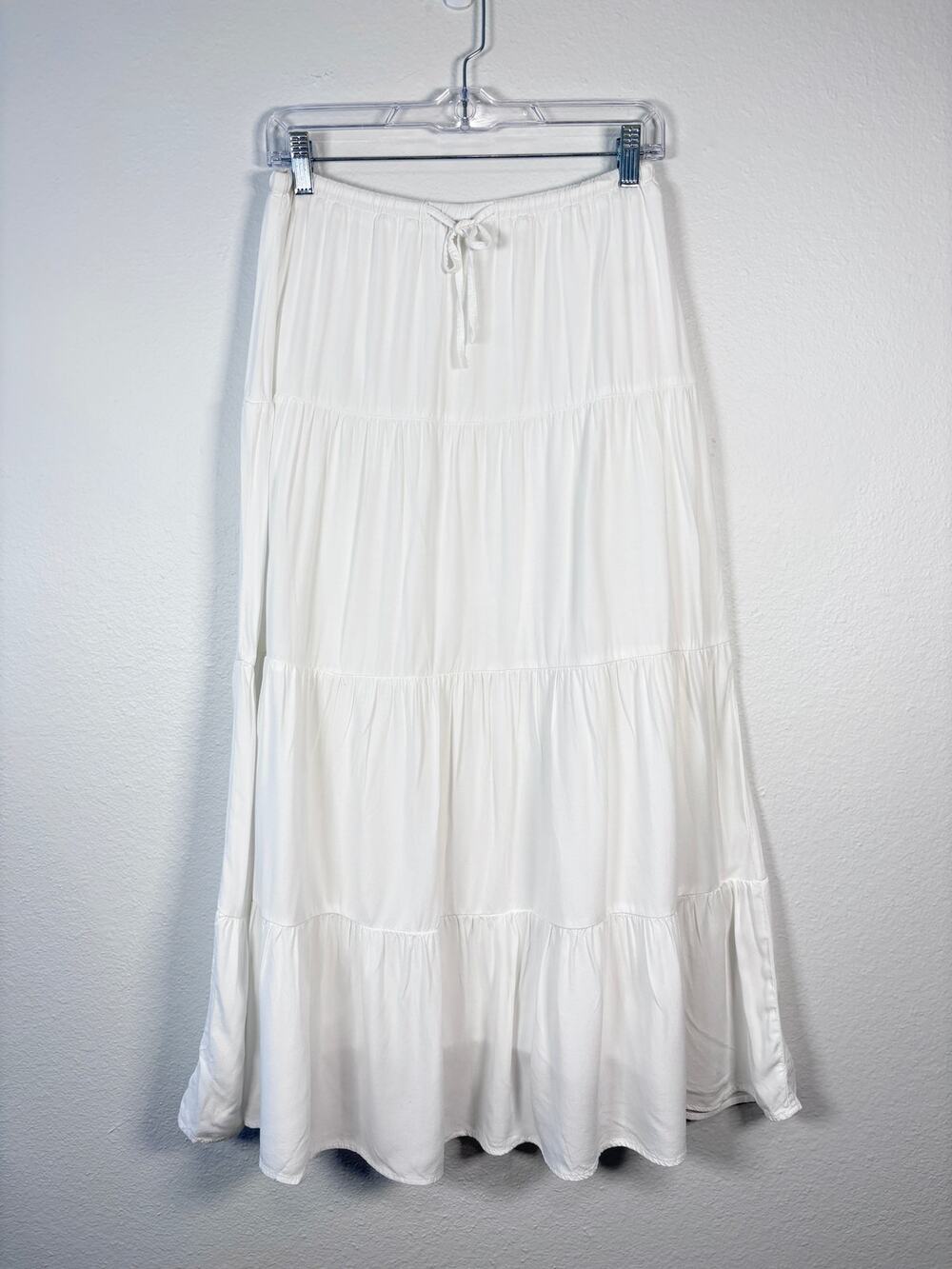 Brandy Melville Boho Cottage Core Low Waisted White Tiered Lydia Maxi Skirt